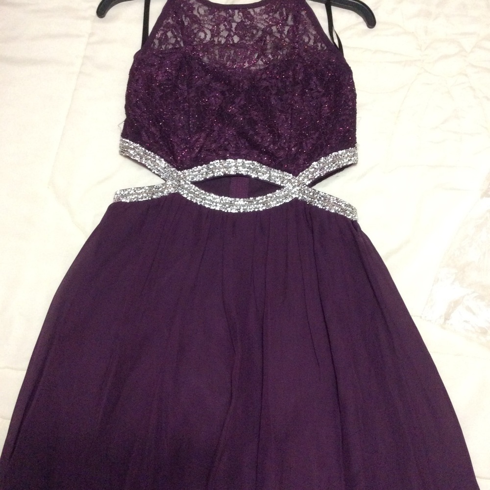 BNWT Sparkly Halter Dress - Size 5